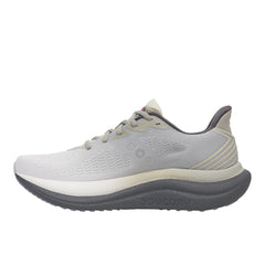 Triumph 23 Running Shoes