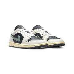 1 Low 'Jade Smoke' Women's (2024)
