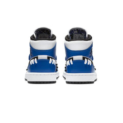 1 Mid W 'Sisterhood'