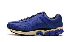 Zoom Vomero 5 "Swooshless Hyper Royal" IO4555 400