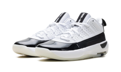 Max Aura 7 "White Summit White Black" HQ2091 100