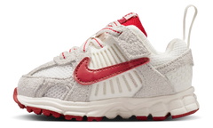 Vomero 5 SE TD "Sail Crimson University Red" IO9260 100